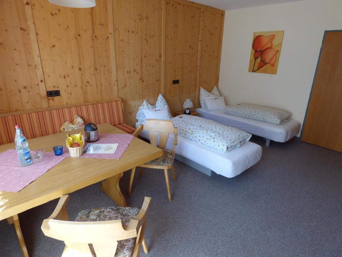 Haus Alpenland Hotel Tannheim Bagian luar foto