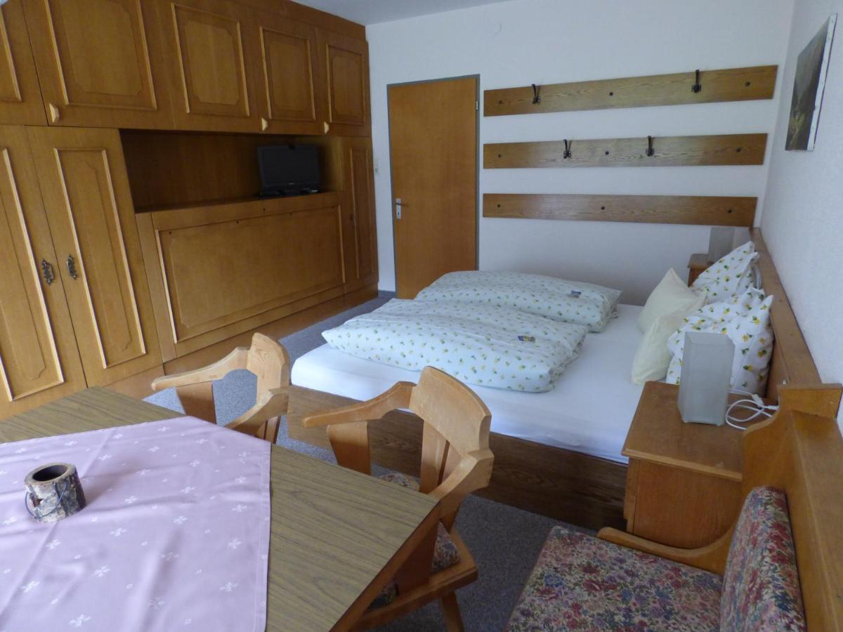 Haus Alpenland Hotel Tannheim Bagian luar foto