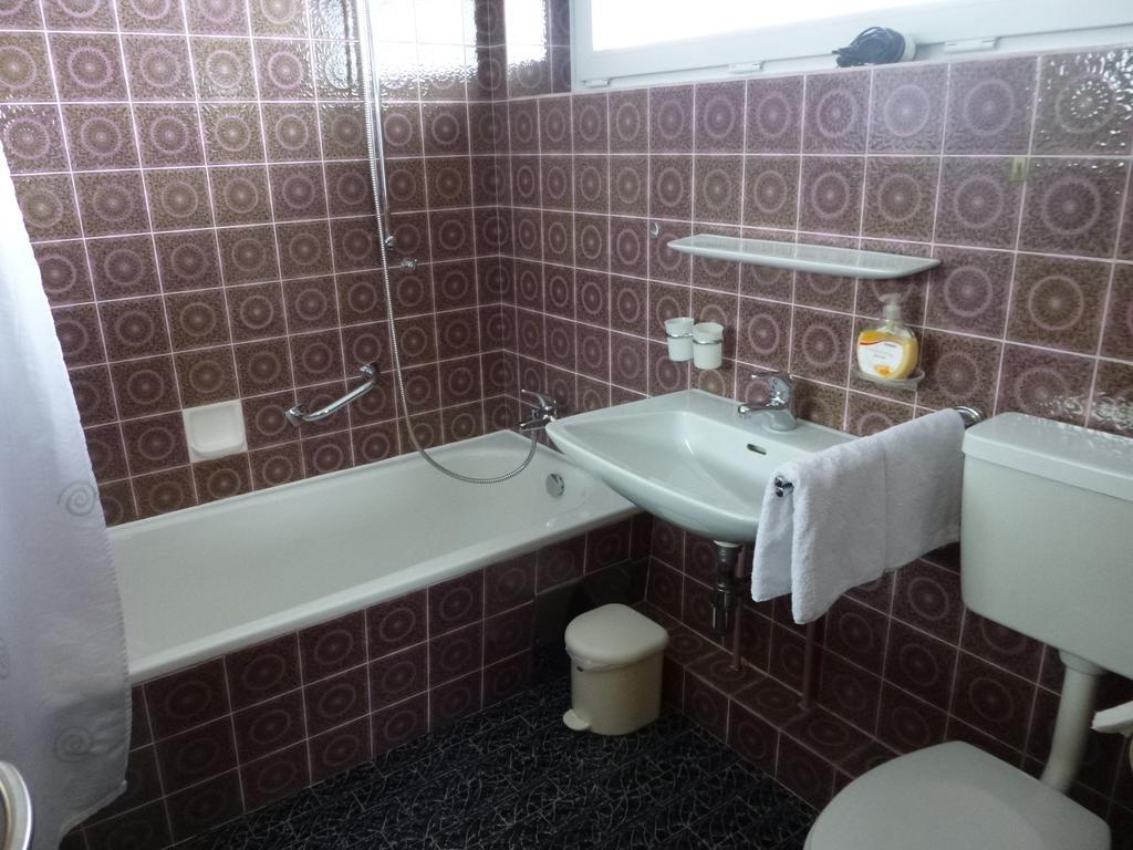 Haus Alpenland Hotel Tannheim Ruang foto