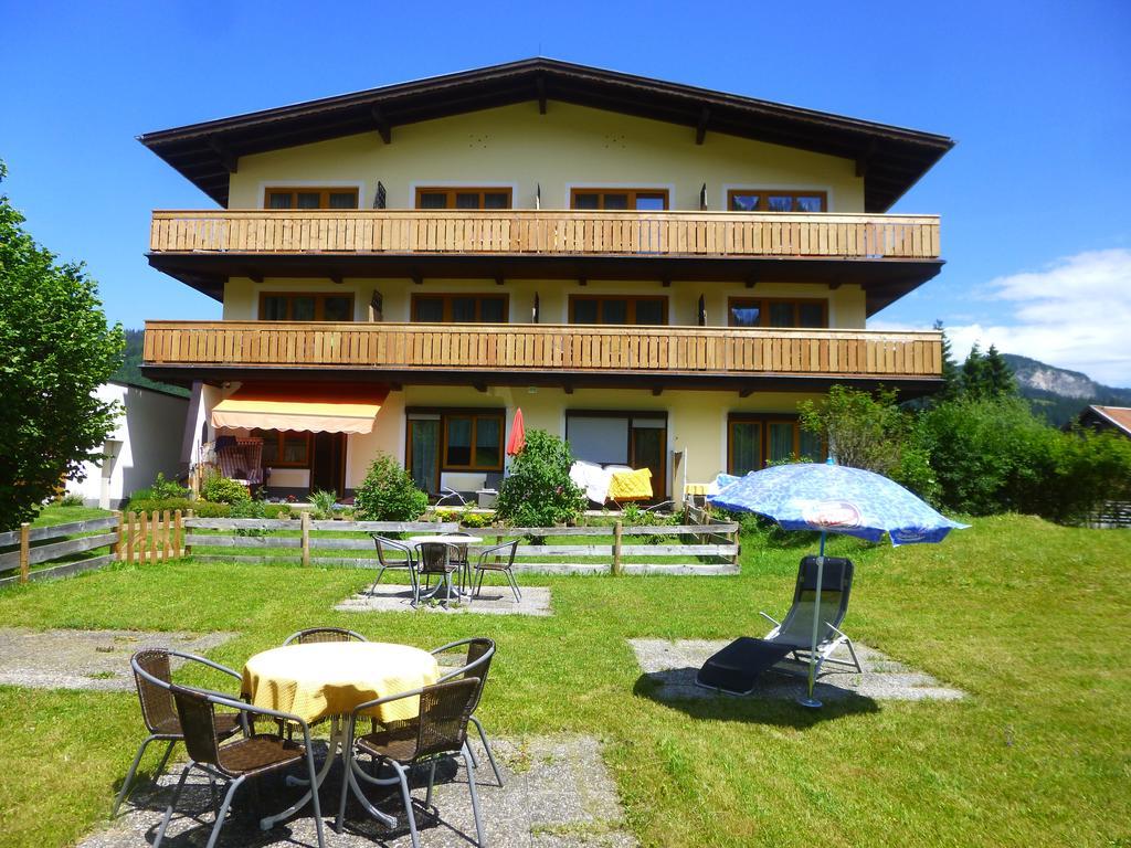 Haus Alpenland Hotel Tannheim Bagian luar foto